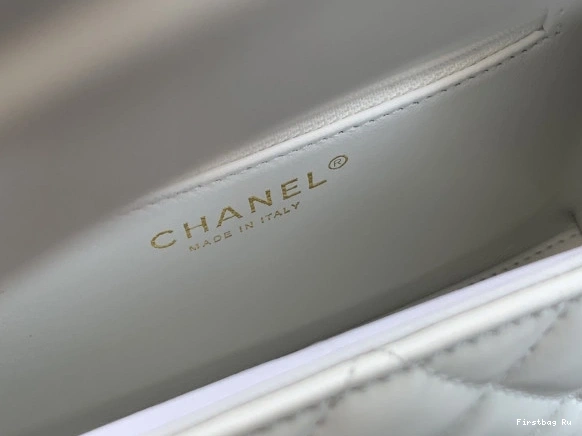 Firstbag Ru Kelly CHANEL Nano Bag 0823